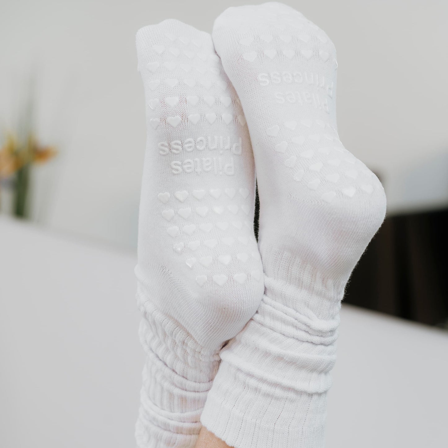 White Slouchy Scrunch Pilates Grip Socks