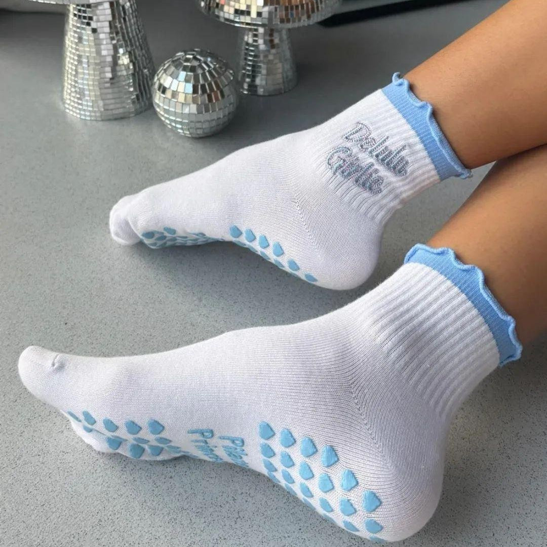 Delulu Girlie Grip Socks