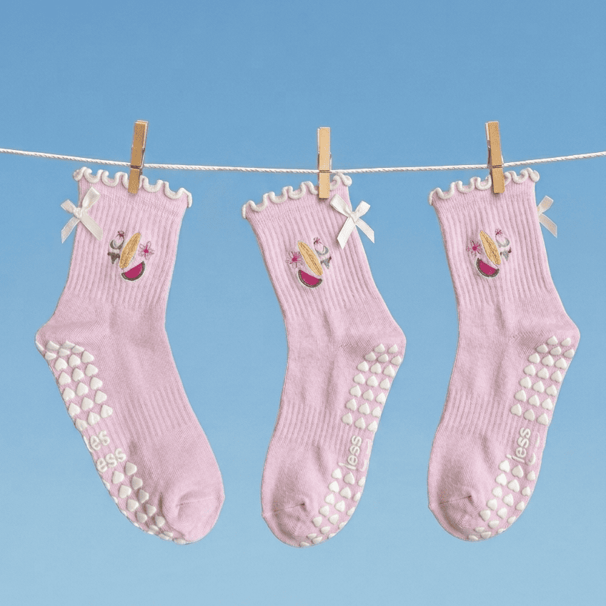 Pilates Paradise Grip Socks
