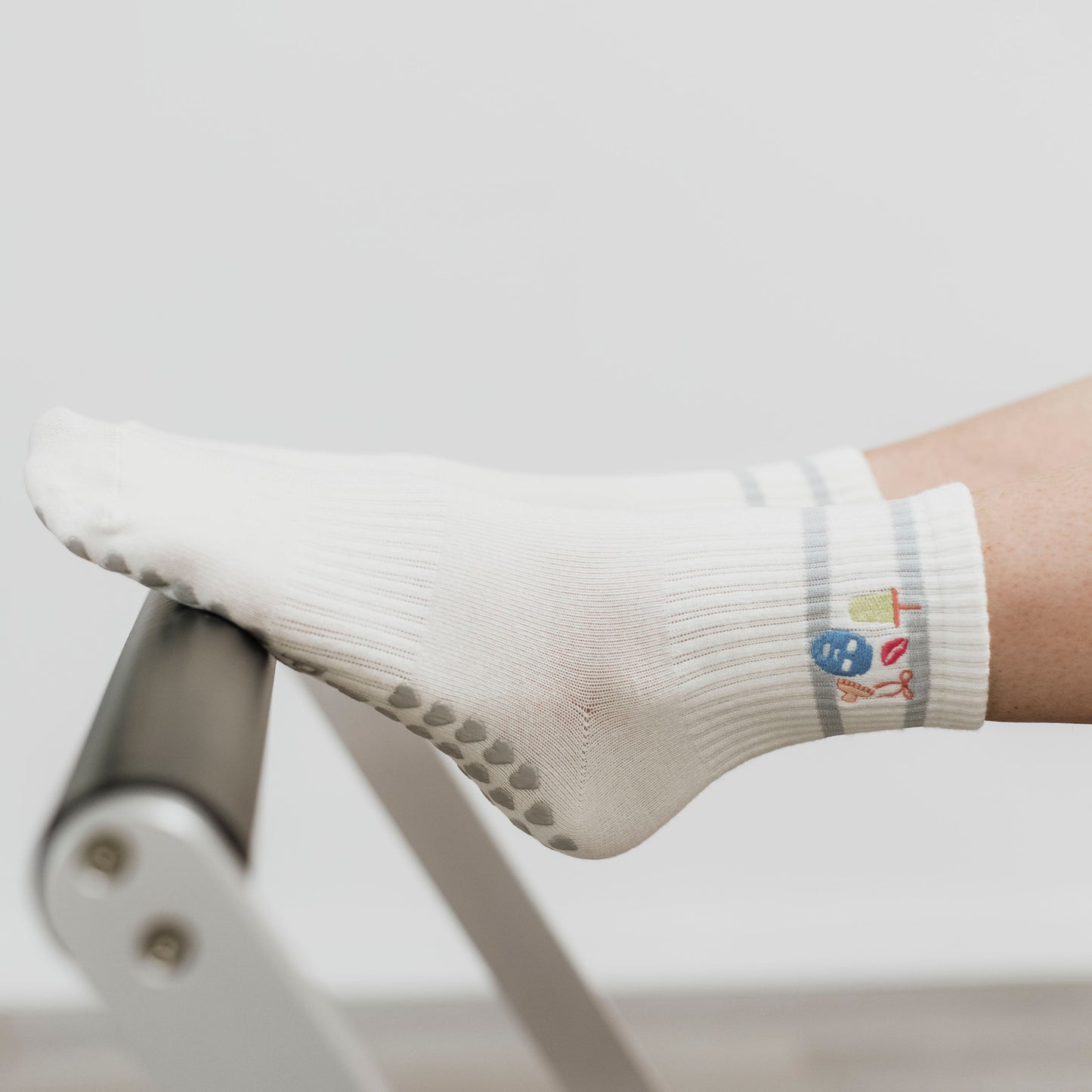 Pilates & Selfcare Pilates Grip Socks
