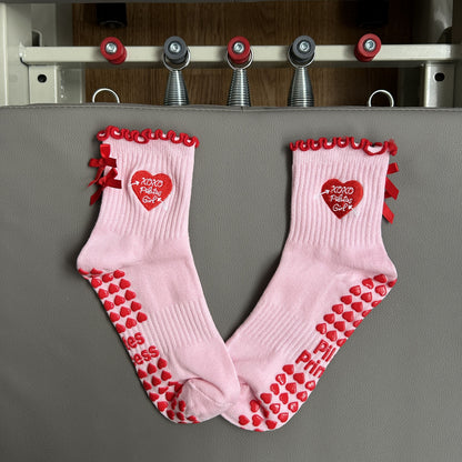 XOXO Pilates Girl Grip Socks
