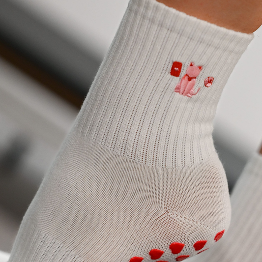 Fortune Kitty Pilates Grip Socks